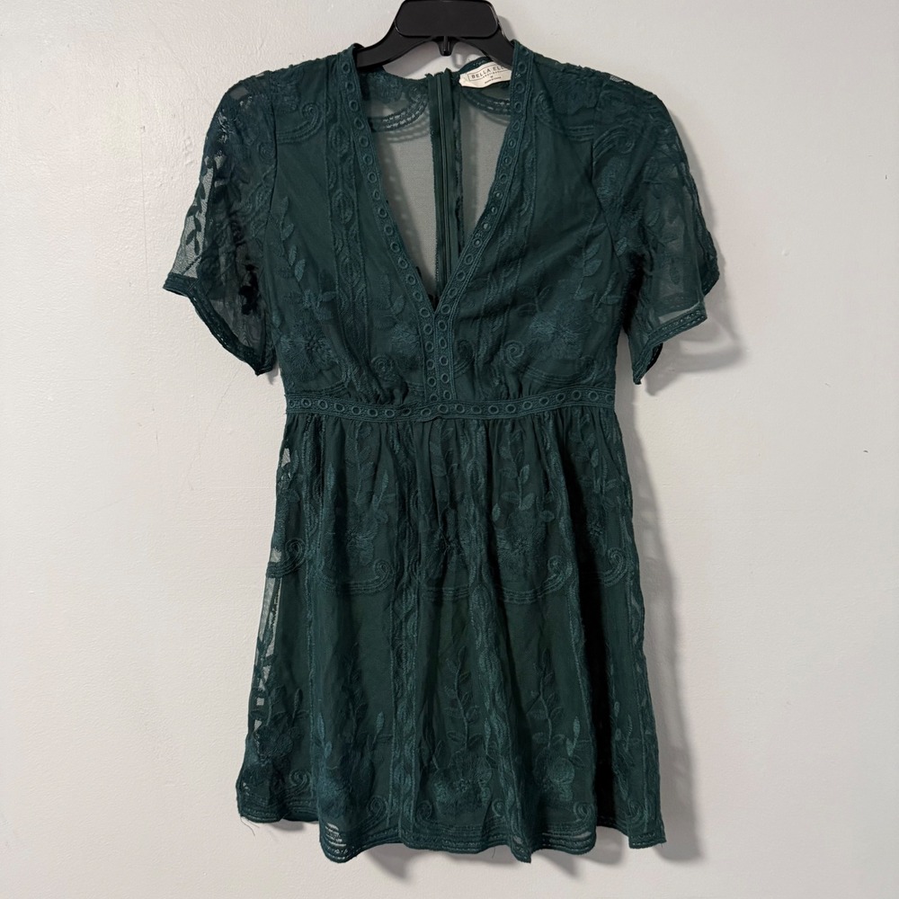 Bella Ella Boutique Hunter Green Floral Lace V-Neck‎ Mini Dress Cocktail Medium